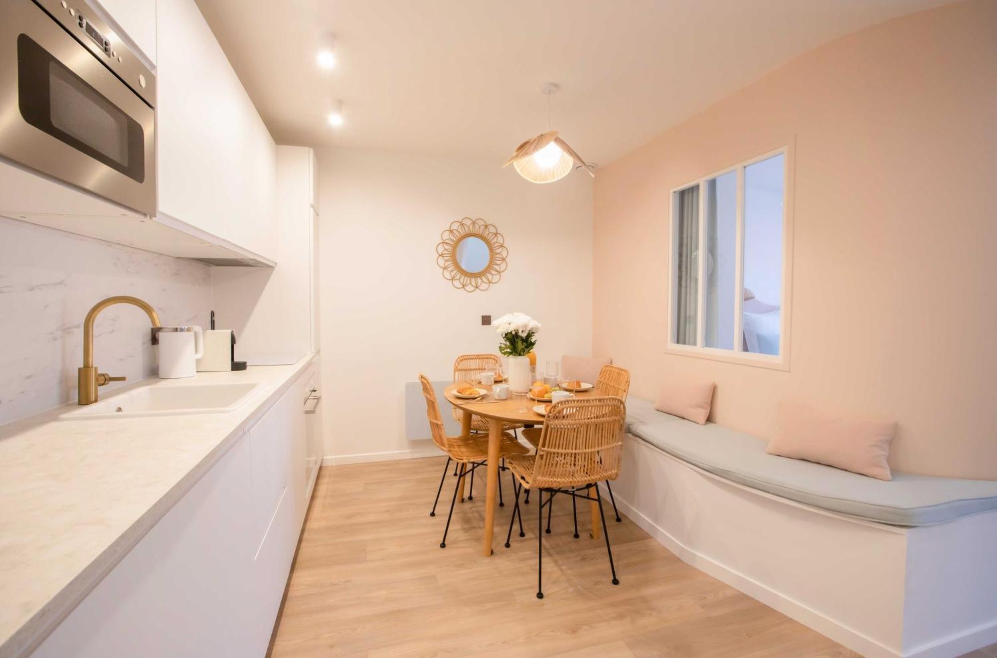 Nice 2 Bed Flat - Hyper Centre St Tropez Saint-Tropez Exterior photo